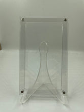 Lade das Bild in den Galerie-Viewer, Premium Acrylcase für Einzel Booster TCG von Acrylcases Austria